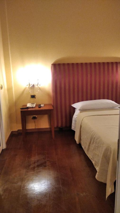 רומא Canella Hotel מראה חיצוני תמונה