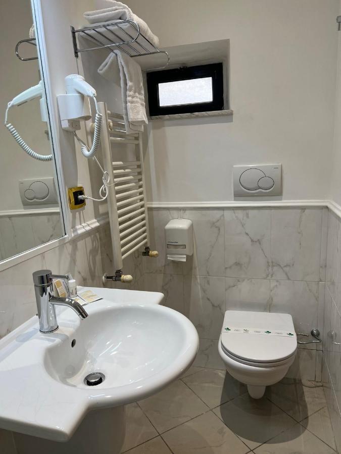 רומא Canella Hotel מראה חיצוני תמונה